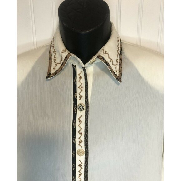 Nada Valley Women’s Size Small Ivory Button Up Shirt Embroidered Geometric - Picture 4 of 5